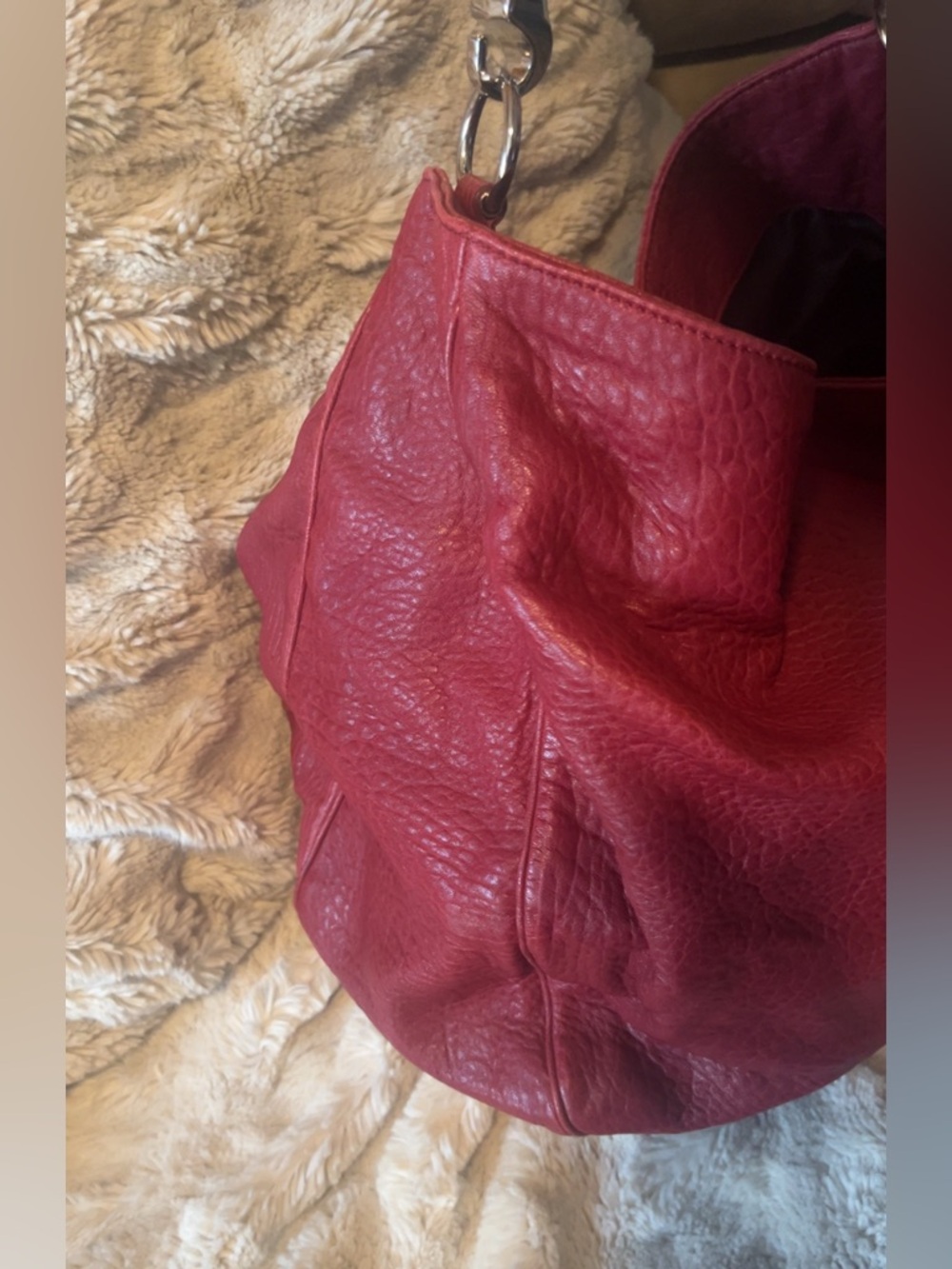 NEW | Yves Saint Laurent | Plush Red Crimson Leather Shoulder Handbag Women’s - Picture 3 of 15